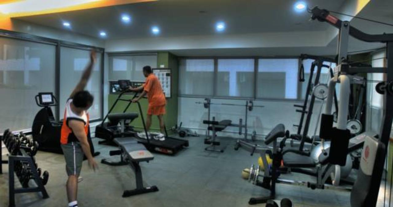 One Tagaytay Place Hotel Suites Official Account Tagaytay City Extérieur photo