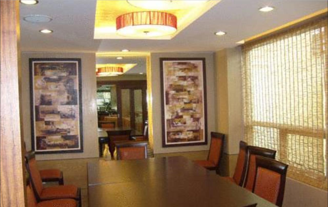 One Tagaytay Place Hotel Suites Official Account Tagaytay City Extérieur photo